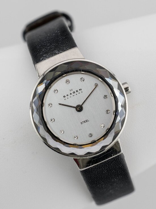 Skagen Denmark SKW2005 Two-Hand Quartz Analog Women\'s Watch New Battery